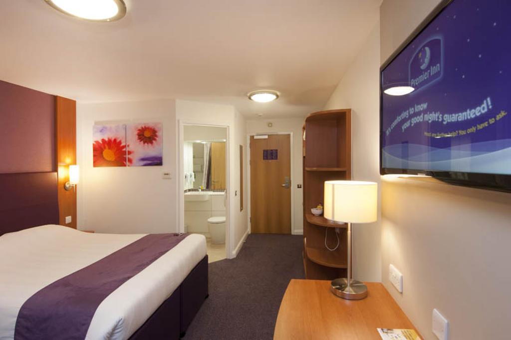 Premier Inn Southampton Airport North Stoneham Exteriér fotografie